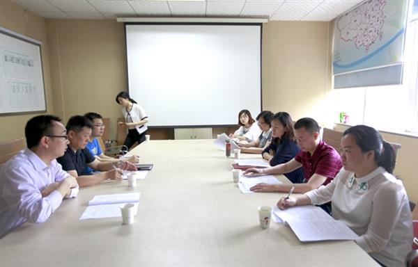 李世宏副市长视察市疾控中心H7N9防控工作